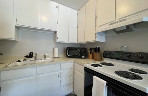 Fort Collins Condo | Campus West Nest | King Bed + Walk to CSU