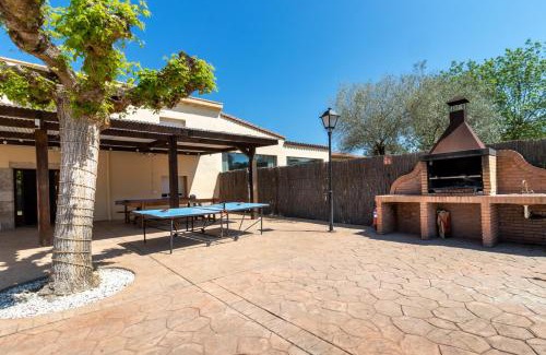 Llambilles House | Can Bugantó amplia casa con piscina y jardín