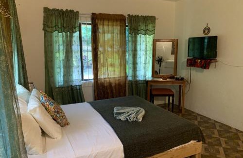 West End Bed & Breakfast | Can Jam Retreat