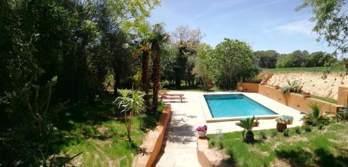Cornella del Terri House | Can Japet