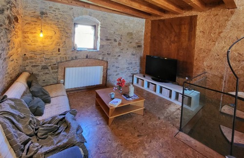 Peratallada House | Can Orient