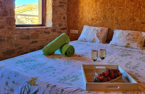 Peratallada House | Can Orient