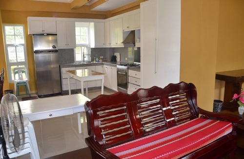 Laurel House | Canyon Woods Resort TAGAYTAY Area STAY Rent Furnished House and PLAY Golf