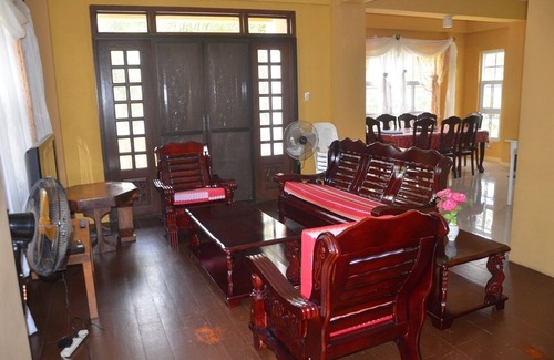Laurel House | Canyon Woods Resort TAGAYTAY Area STAY Rent Furnished House and PLAY Golf