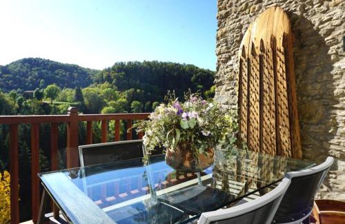 Rupit I Pruit House | CAN REXACH