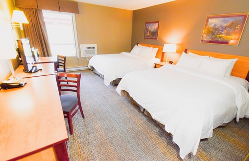 Winnipeg Hotel | Canad Inns Destination Centre Windsor Park