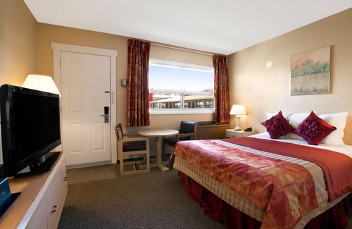 Cornwall Hotel | Canada Continental Hotel