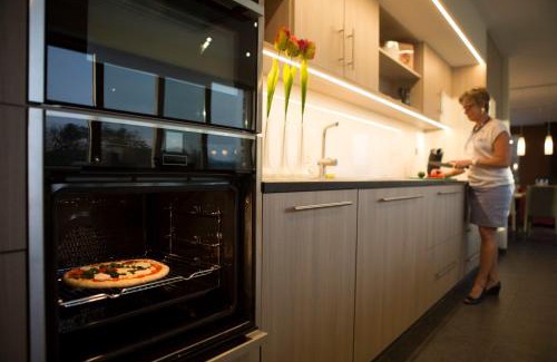 Proven House | Canadahoek