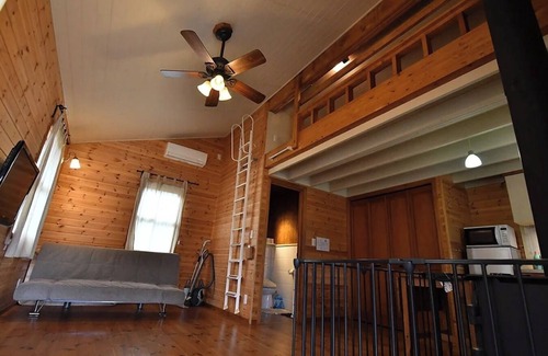 Kimitsu RV Rental | Canadian Cottage 1Capacity 5 peopleAdults only/Kimitsu City Chiba