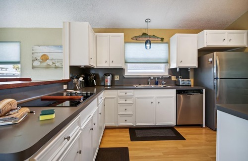 Jamaica Beach House | Canal Breeze