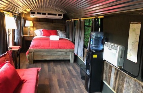 Paw Paw Ski Chalet | Canal Cabins