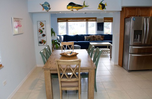 Marathon House | Canal Front Pool Home with Dockage, Jetted Pool, Tiki Hut, 2 Kayaks & 2 Bikes!