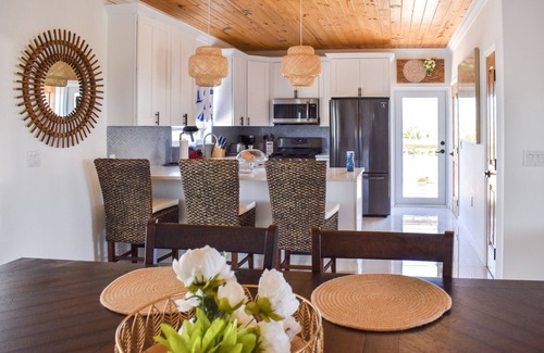Treasure Cay House | Canal Front Private Home in Treasure Cay, Bahamas With Dock and Generator