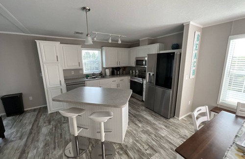 Henderson Creek Park House | Canal home in South Naples FL