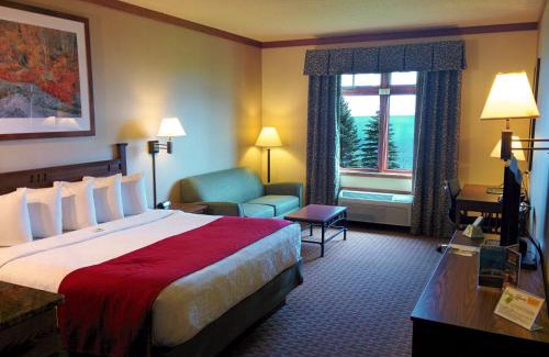 Downtown - Waterfront Hotel | Canal Park Lodge