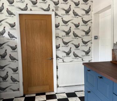 Stanley House | Canal Side Cottage Wakefield