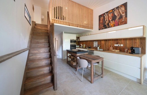 Cazaux House | Canal-side Maison du Lac in Cazaux