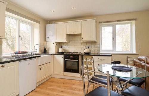 Walsden Cottage | Canal View