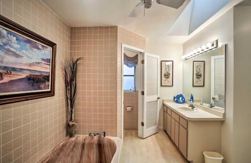 Englewood House | Canalfront Home with Private Dock - 5 Mi to Beaches!