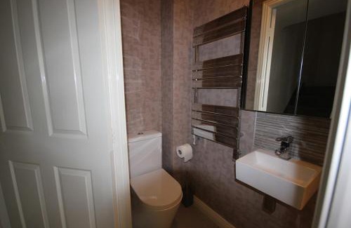 Stone House | Canalside Beautiful Stone Townhouse