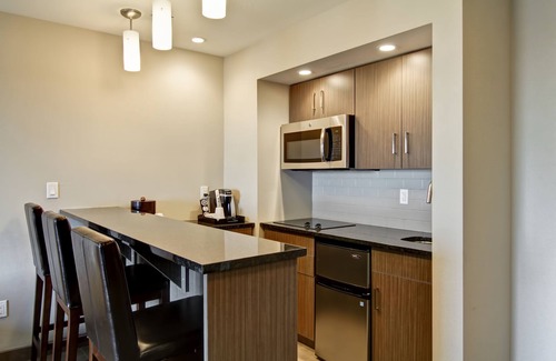 Kindersley Hotel | Canalta Kindersley