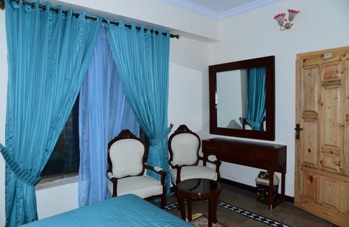 Dhirkot Hotel | canari hotel kashmir view