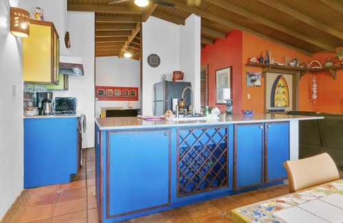 Jarealito Villa | Canary Castle, Your Seaside Retreat!