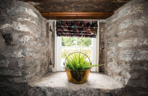 Castleton House | Candle House by Muse Escapes