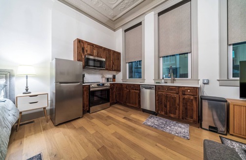Sedalia Apartment | Candlestick Suite - Luxury Studio Apartment in Downtown Sedalia, ADA-friendly