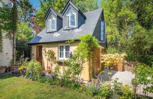 Lower Heyford House | Candlewick Cottage