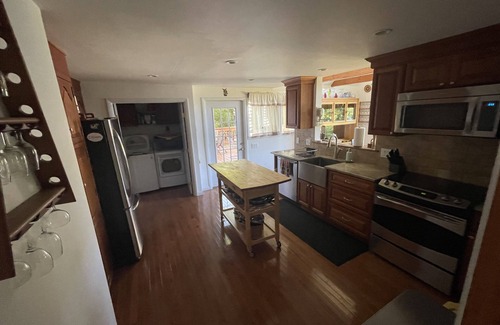 Danbury House | Candlewood Lakefront-Exclusive- Ideal Vacation