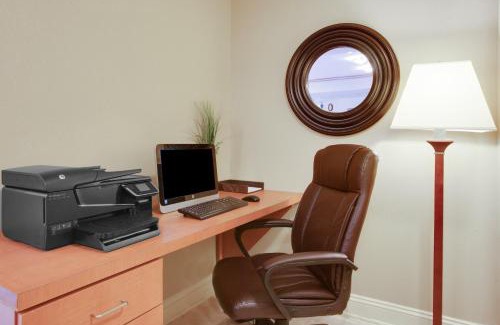 Bel Air Hotel | Candlewood Suites Aberdeen-Bel Air by IHG
