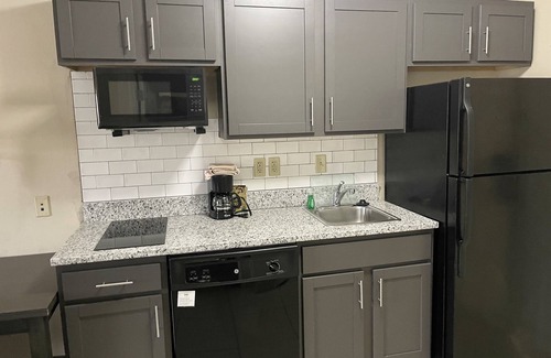 South Bend Hotel | Candlewood Suites Airport by IHG