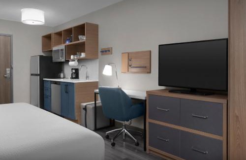 Parole Hotel | Candlewood Suites Annapolis by IHG