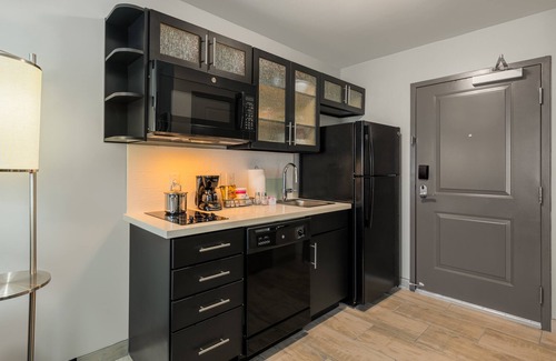 Cookeville Hotel | Candlewood Suites Cookeville by IHG