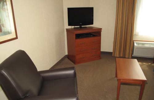 Elgin Hotel | Candlewood Suites Elgin – Northwest Chicago by IHG