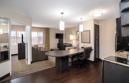 Hopewell Hotel | Candlewood Suites Ft Lee - Petersburg - Hopewell by IHG