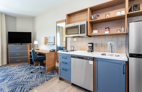 Grand Junction Hotel | Candlewood Suites Grand Junction by IHG