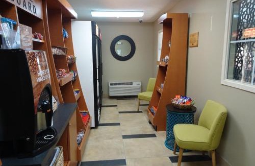 Glen Allen Hotel | Candlewood Suites Glen Allen-Short Pump
