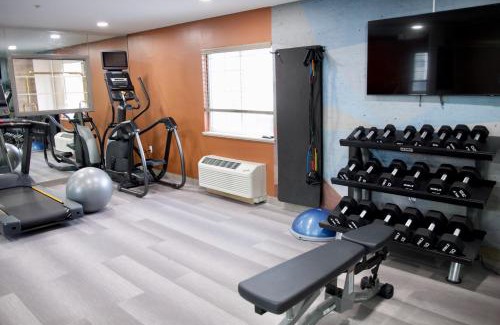 Harrisonburg Hotel | Candlewood Suites Harrisonburg by IHG