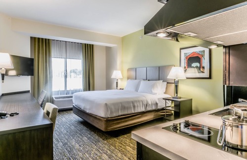 Downtown Hartford Hotel | Candlewood Suites Hartford Downtown by IHG