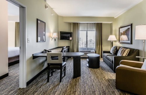 Downtown Hartford Hotel | Candlewood Suites Hartford Downtown by IHG