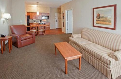North Shore Hotel | Candlewood Suites Houston I-10 East by IHG
