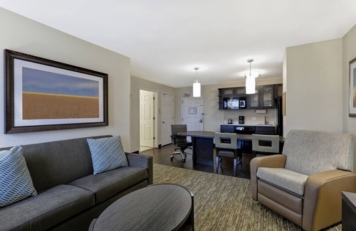 Greenwood Hotel | Candlewood Suites Indianapolis - South by IHG