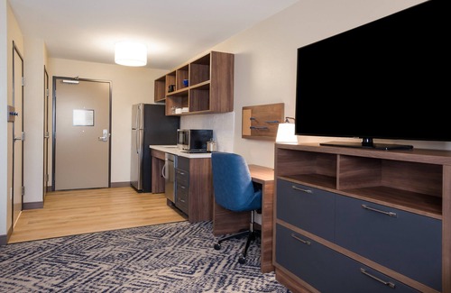 Sulphur Hotel | Candlewood Suites Lake Charles - Sulphur by IHG