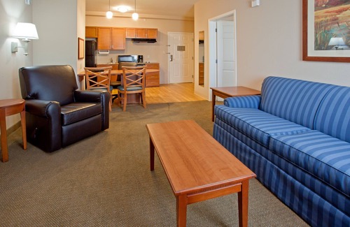 League City Hotel | Candlewood Suites League City by IHG
