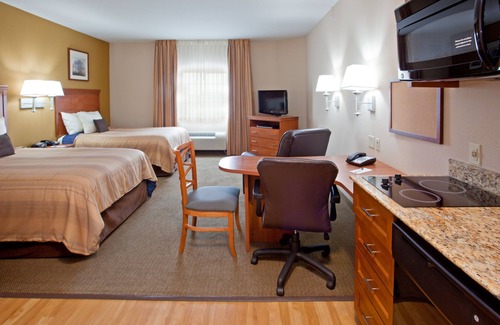 League City Hotel | Candlewood Suites League City by IHG