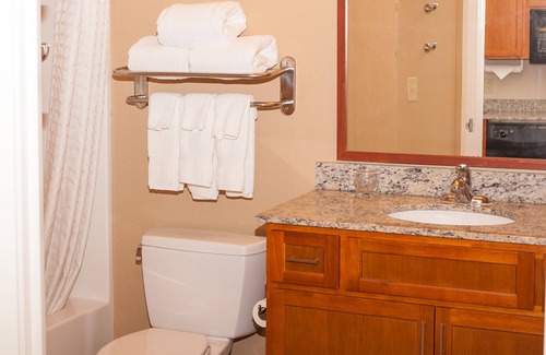 Stollings Hotel | Candlewood Suites Logan by IHG