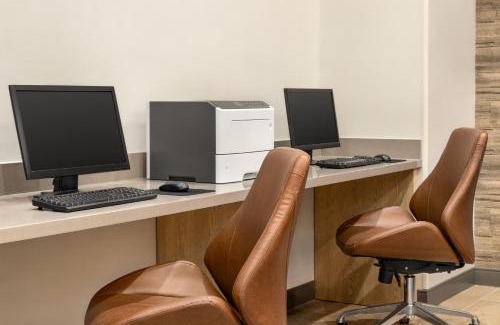 Morristown Hotel | Candlewood Suites Morristown West by IHG