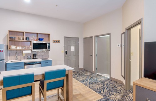 Moore Hotel | Candlewood Suites Oklahoma City-Moore by IHG